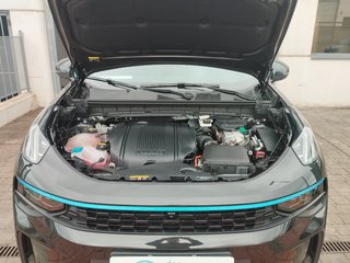 Lynk & Co 01 1.5 PHEV 6.6kW 192 kW (261 CV)