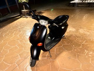 Vespa Zip 50cc 2T Negra
