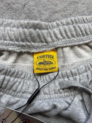 Pantalón Corto Corteiz Gris