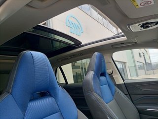 Lynk & Co 01 1.5 PHEV 6.6kW 192 kW (261 CV)