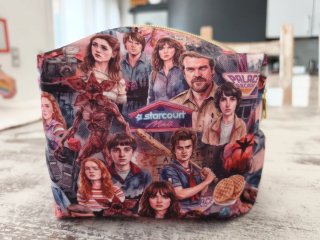 Neceser/estuche/bolsa: STRANGERS THINGS