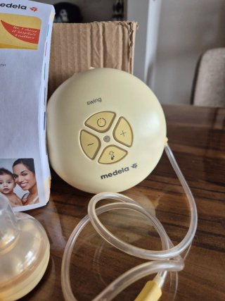 Sacaleches Eléctrico Medela Swing + Accesorios