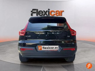 Volvo XC40 1.5 T2 Momentum