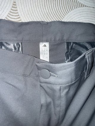 Pantalón corto Adidas Golf gris