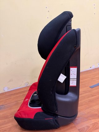 Silla coche PLAY roja y negra