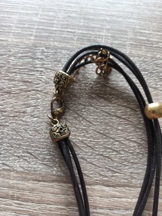 Collar con colgante estampado animal