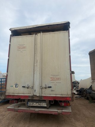 Camión Renault midlum 270