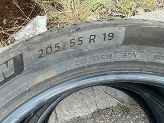 2 Neumáticos Michelin 205/55/19 97V