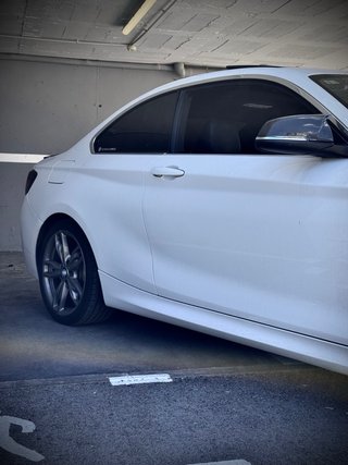 BMW 220i M