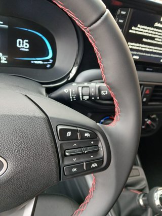 Hyundai i10 2025