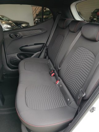 Hyundai i10 2025