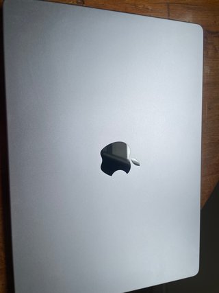 MacBook Pro M1 16GB RAM 1TB SSD