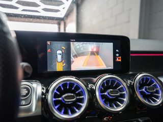 MERCEDES-BENZ GLB GLB 200 d