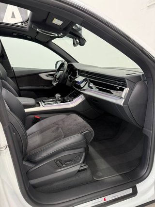 Audi Q8 2020