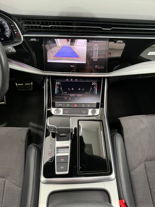 Audi Q8 2020