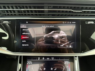Audi Q8 2020