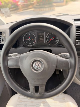 Volkswagen Caravelle 2012