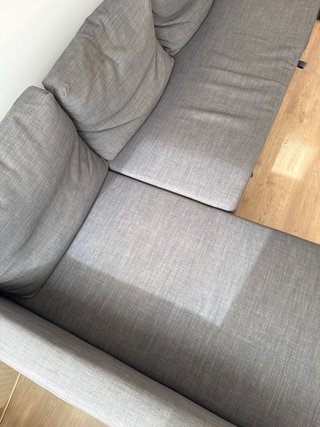 Sofá cama FRIHETEN de 3 plazas con chaiselongue