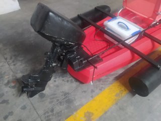 Kayak + motor  eléctrico y estabilizadores