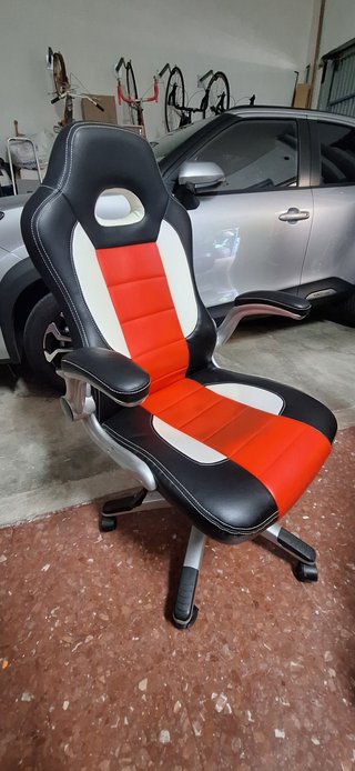 Silla gaming racing negra/roja
