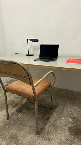 Silla de oficina vintage en excelente est