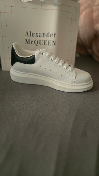 Alexander McQueen Bambas Talla 44