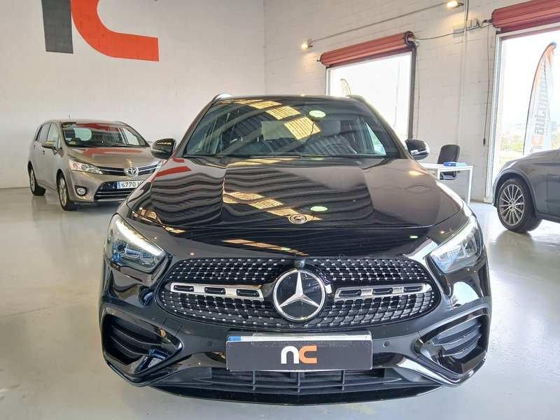 Mercedes-Benz GLA 2024, foto 2