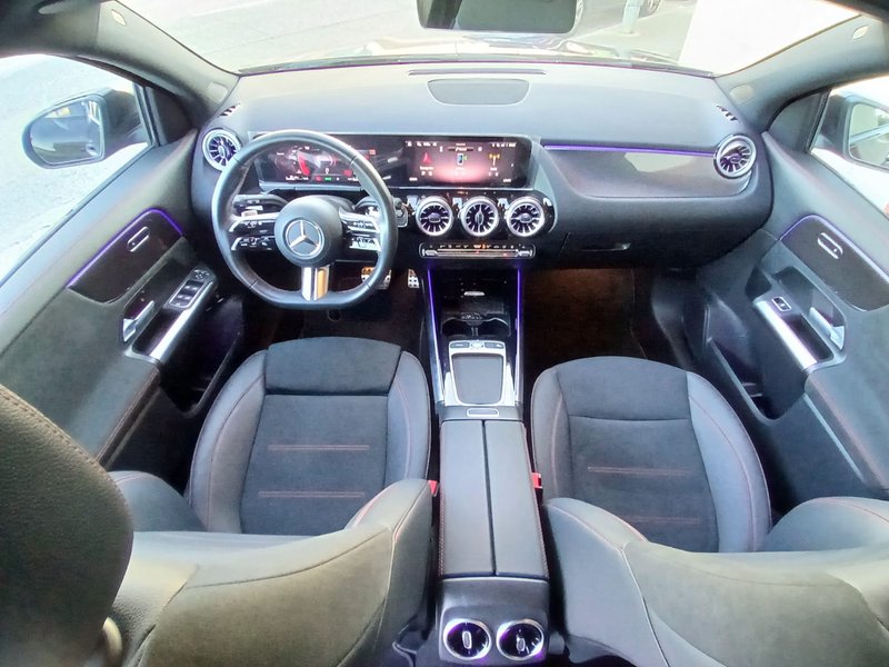 Mercedes-Benz GLA 2024, foto 11