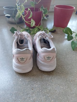 Zapatillas Adidas rosas talla 37
