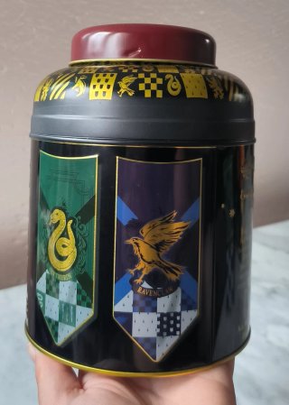 Caja metálica de Té Harry Potter, Hogwarts