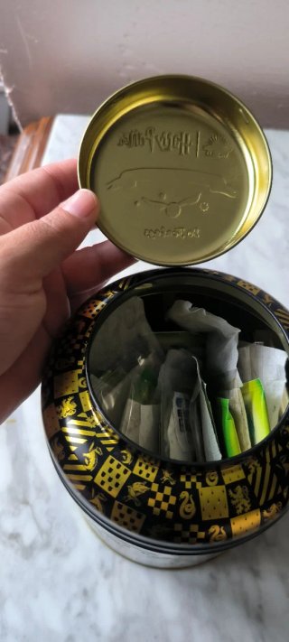 Caja metálica de Té Harry Potter, Hogwarts