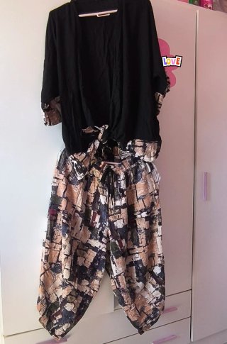 Conjunto pantalón 4 bolsillos, casaca 2 bolsillos