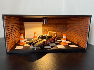 Diorama Garaje 1:64 con Luz