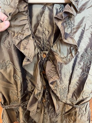 Conjunto de fiesta caqui dorado