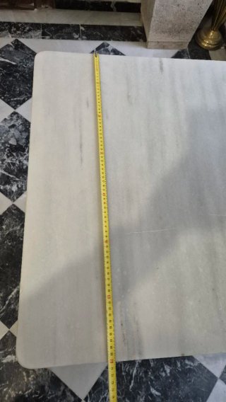 Mesa de forja y mármol