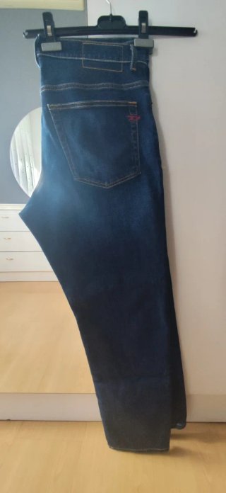 Pantalón vaquero Diesel chico azul