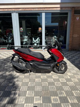 HONDA FORZA 125 VERMELLA