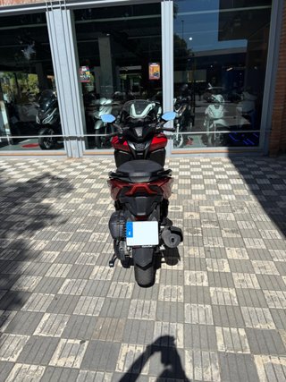 HONDA FORZA 125 VERMELLA