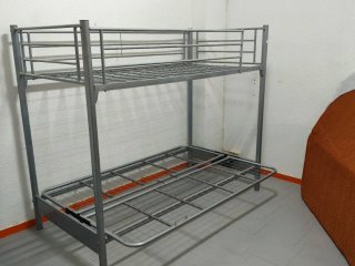 Litera Cama Doble Metálica. Sin colchón. Abatible