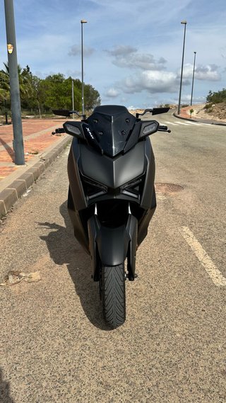Yamaha Xmax 125