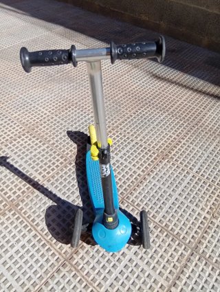 Patinete 3 ruedas azul