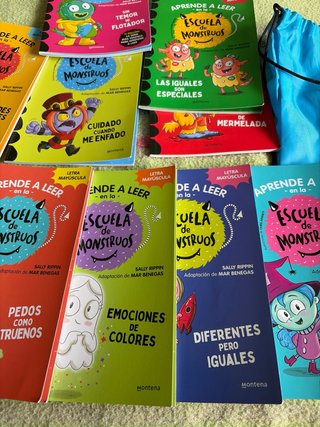 Emociones de colores / Luna Boo Has Feelings Too