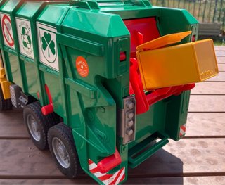 Camión Basura Bruder