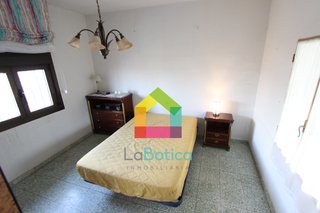 CASA PARA REFORMAR EN OLIAS DEL REY