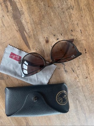 Ray-Ban Erika Occhiali da Sole Marrone
