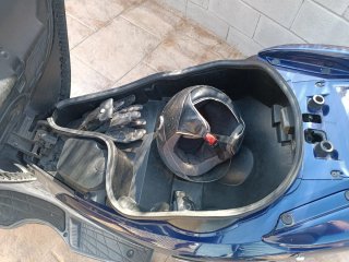 Suzuki Burgman 150 Maxi Scooter