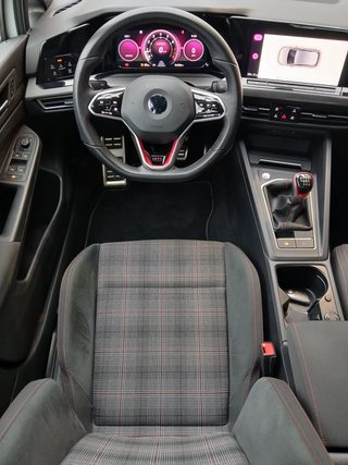 Volkswagen Golf 2022