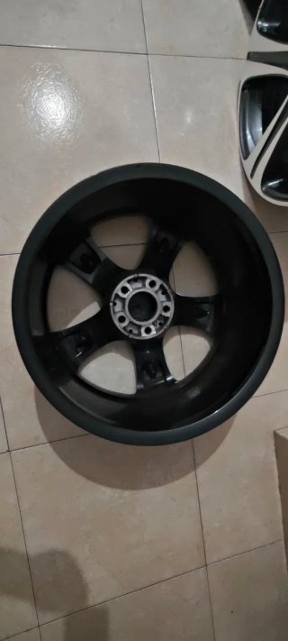 Llantas Mercedes 5 Radios