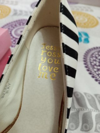 Zapatos tacón bajo rayas cebra