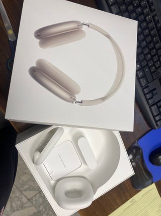 Caja AirPods Max A3184